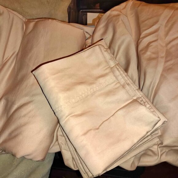 Hotel Style Light Pink King Size Cotton Sateen Blend Sheet Set - Picture 1 of 4